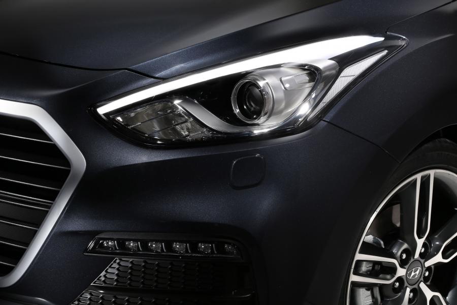  Hyundai i30 3-Door Turbo 2015 года  (фото 7 из 24)